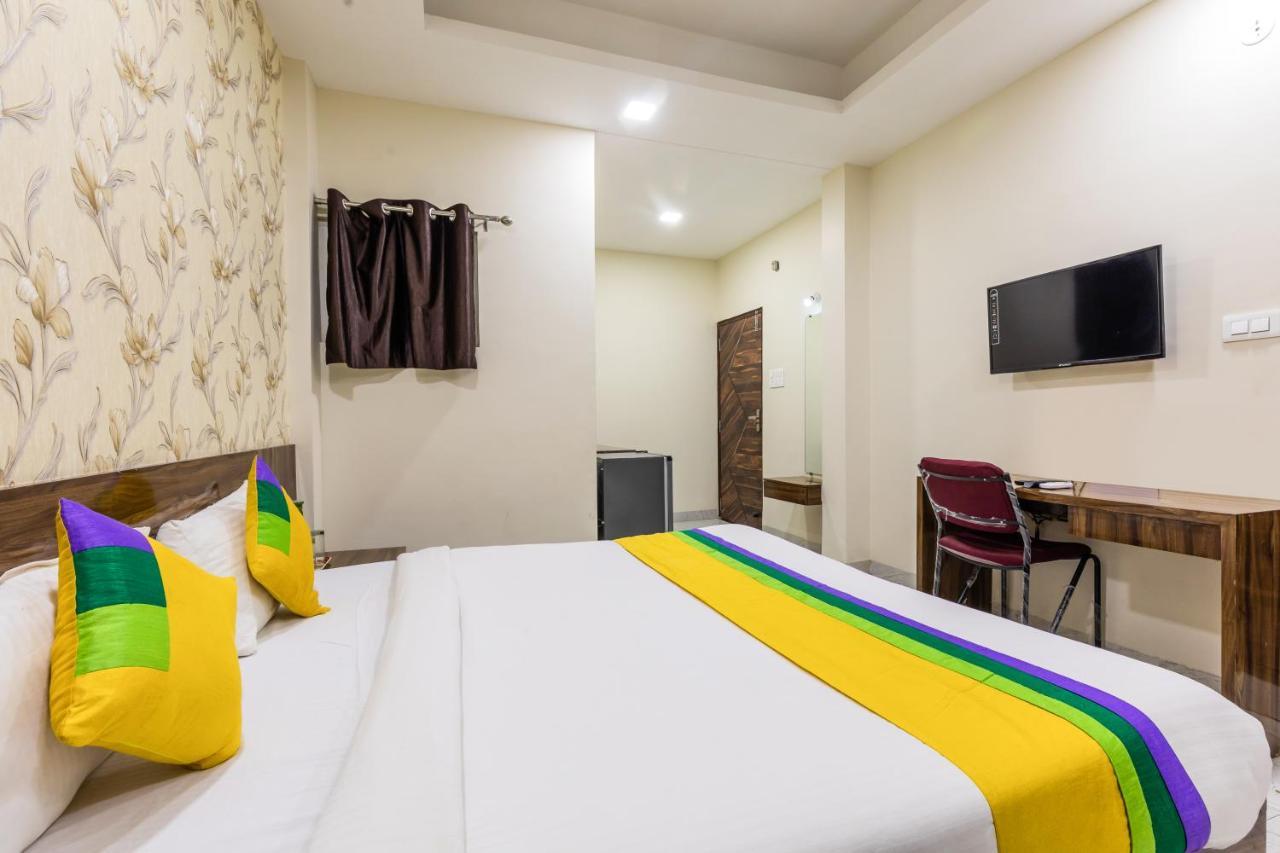 Treebo Trip Namaste Hotel Indore Exterior foto